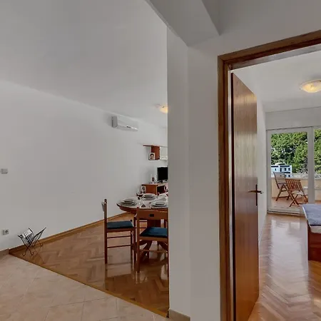 M&d Apartment *